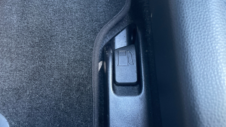 Toyota Aygo X 1.0 VVT-i Edge 5dr Auto [Parking] Petrol Hatchback